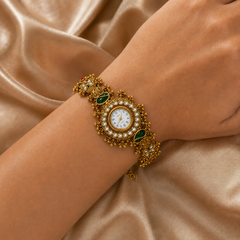 Gold Round Pearl Bracelet Watch Alloy