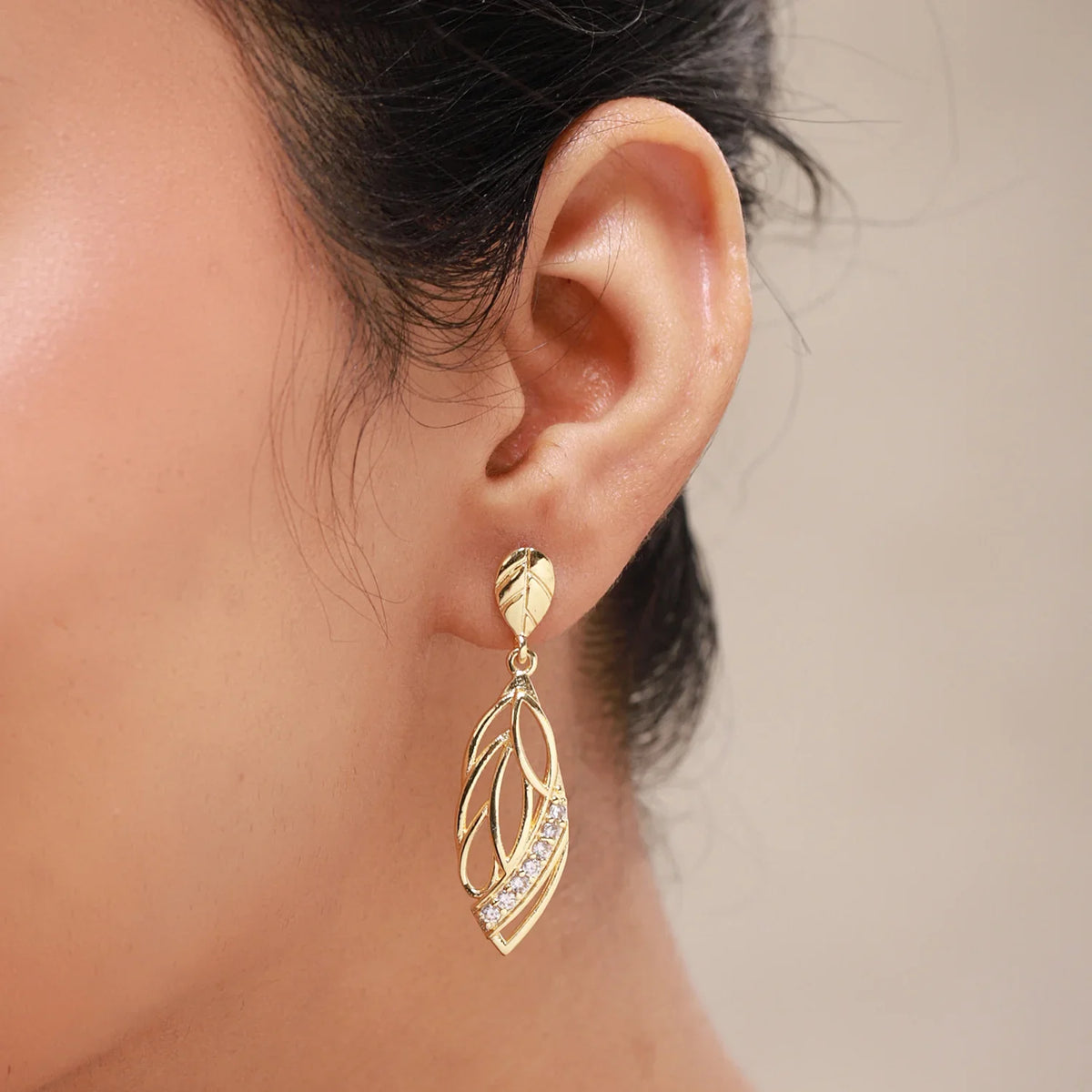 Leafy Affair Verdora Twist Dangle Earrings