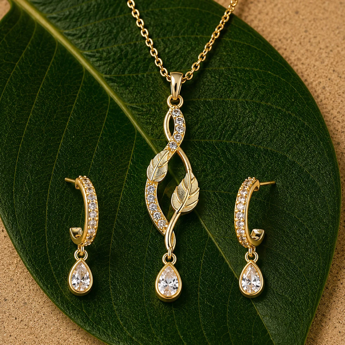 Leafy Affair Florielle Pendant Set