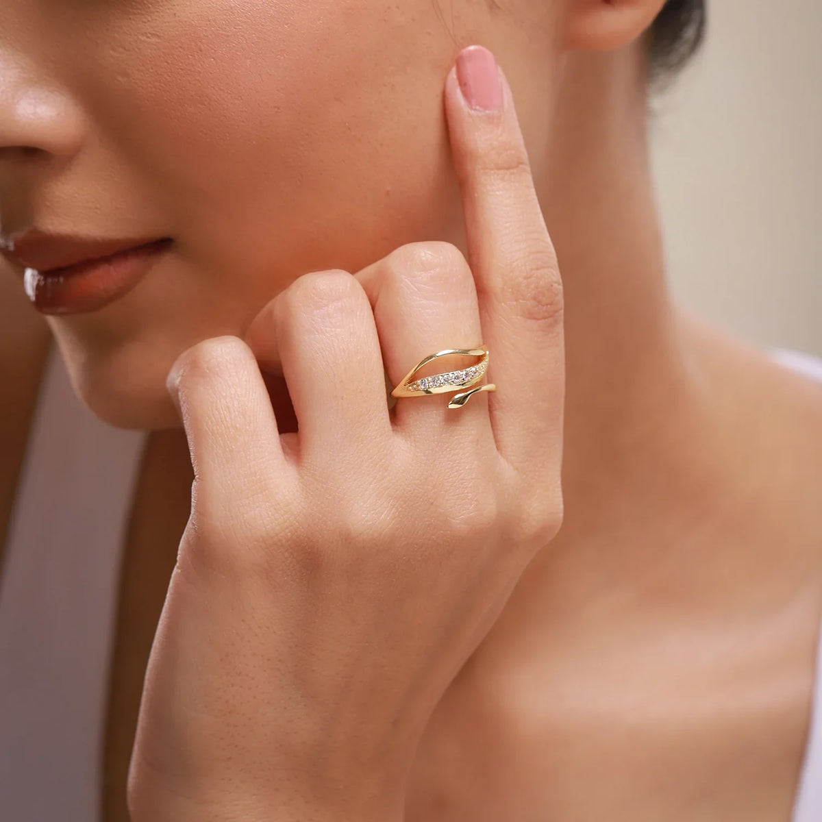 Leafy Affair Taruelle Ring
