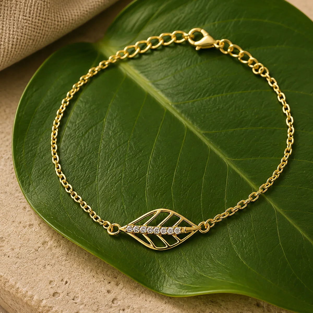 Leafy Affair Sylora Link Bracelet