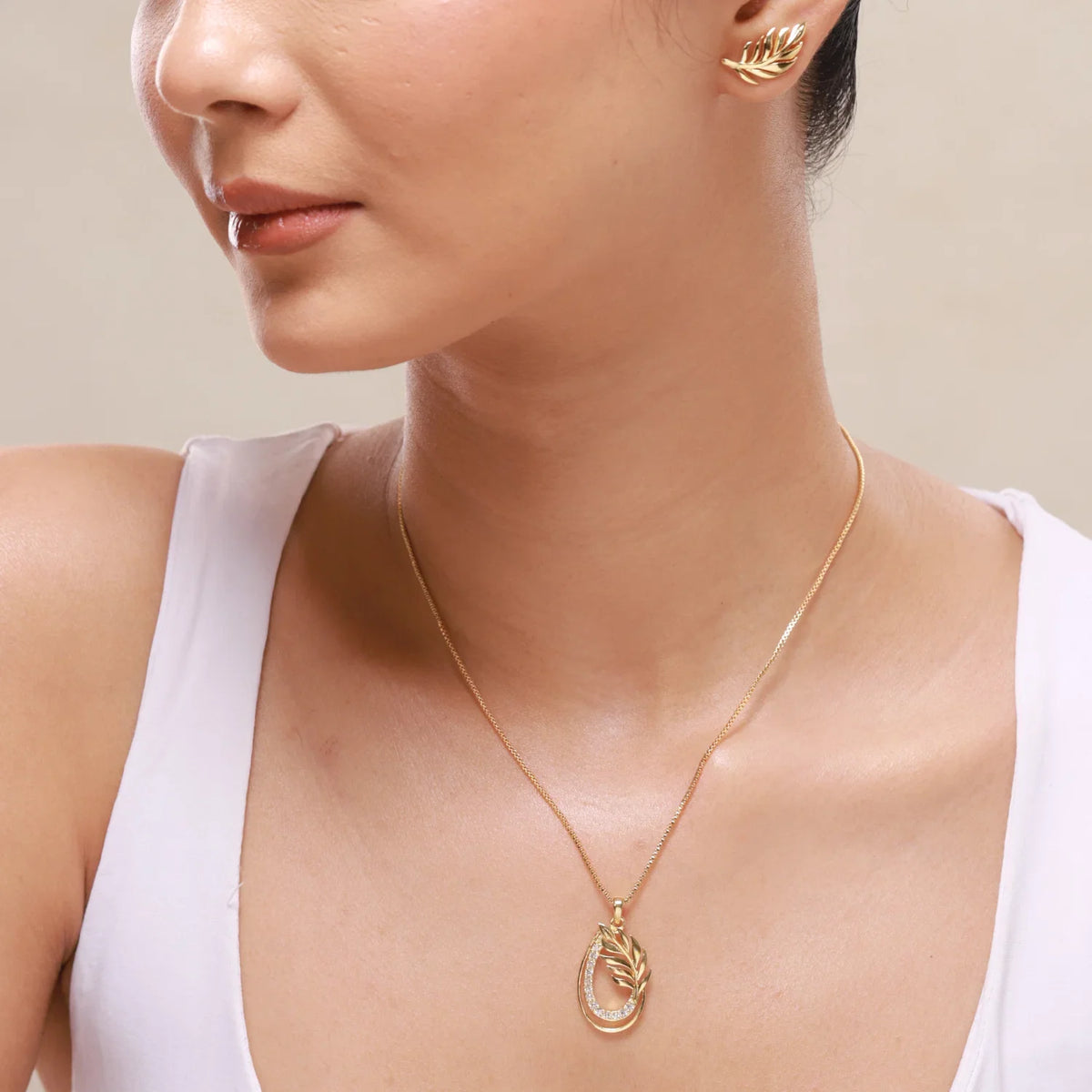 Leafy Affair Florielle Gleam Pendant Set