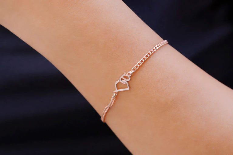 Personalized Tiny Interlocking Two Initials Bracelet, Dainty Gold Letter Bracelet, Custom Curb Chain Bracelet, Personalized Gifts