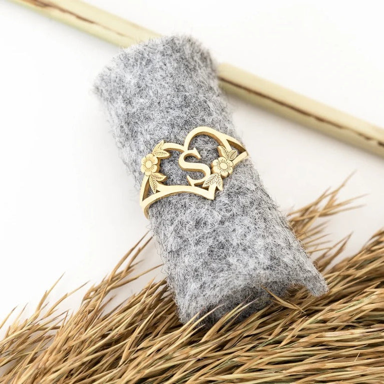 Custom Initials Letter Heart and Flowers Rings - Valentine's Day Gift - Custom Initial Ring - Dainty Letter Ring - Gift for Her